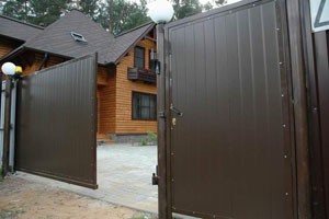 Откатные ворота в Павловском Посаде от производителя, установка «под ключ» Откатные ворота в Павловском Посаде от производителя, установка «под ключ»